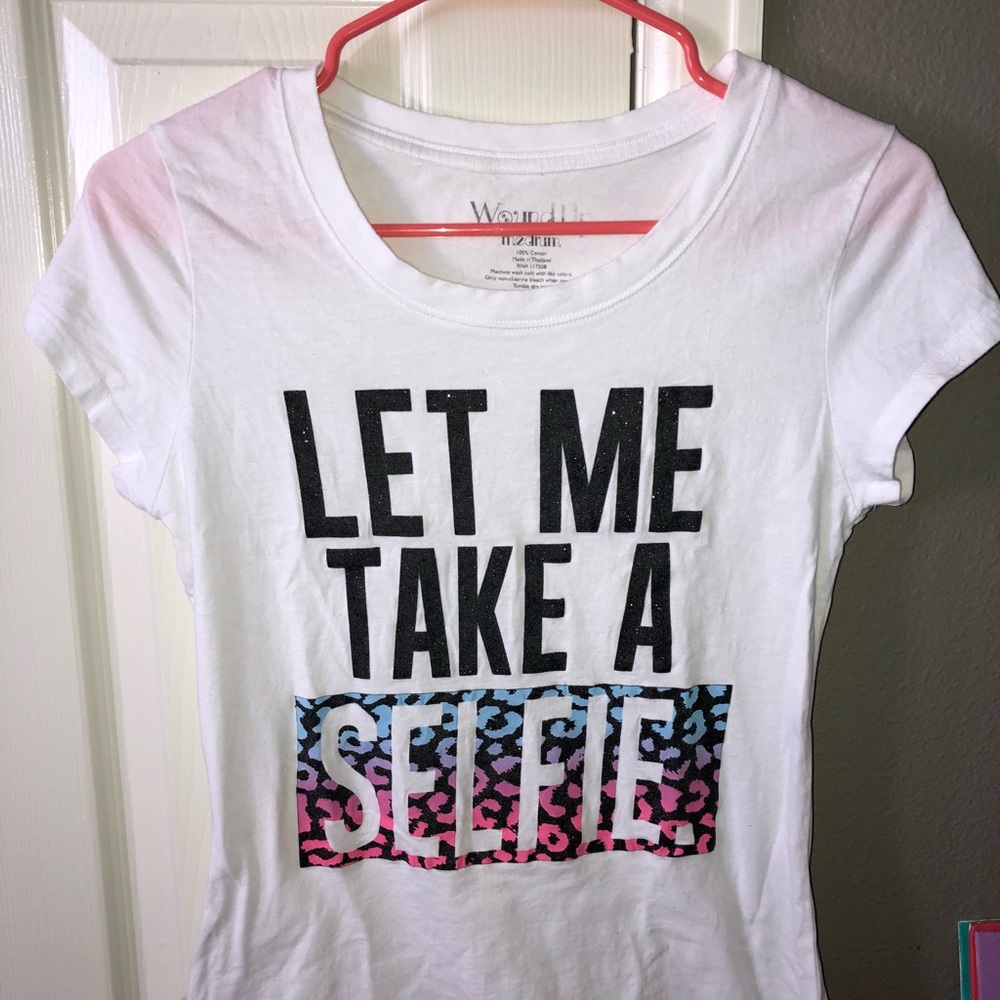 “Let Me Take a Selfie” Graphic Tee